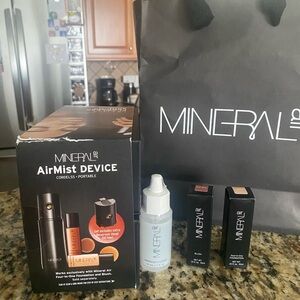 Mineral air makeup kit